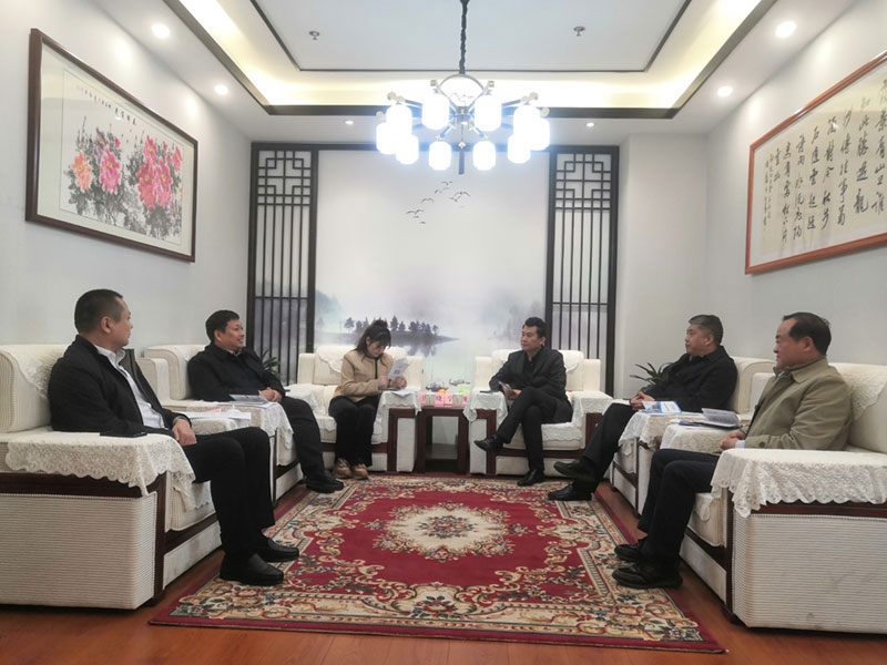 省建協(xié)秘書(shū)長(cháng)寧廣現蒞臨朝欽節能生產(chǎn)基地參觀(guān)考察--1