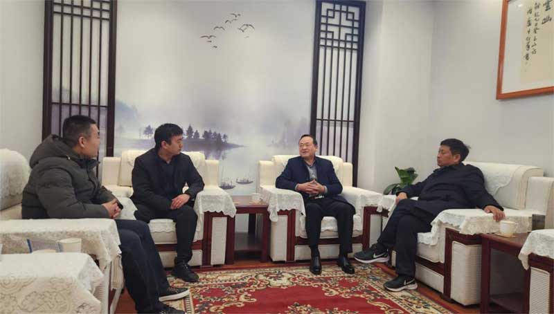 與河南**、固天下防水高層共商建筑修繕行業(yè)未來(lái)與發(fā)展